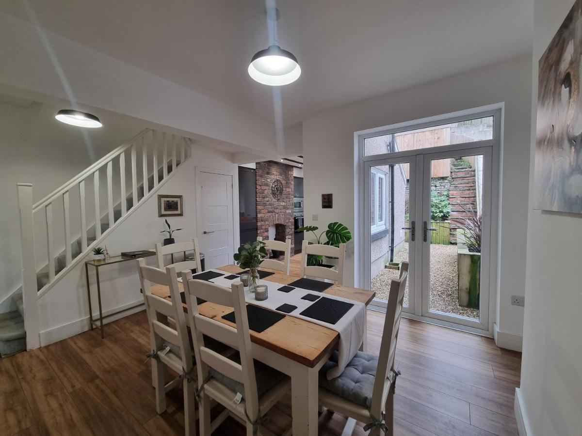 Hill View Villa Abertillery Exterior foto